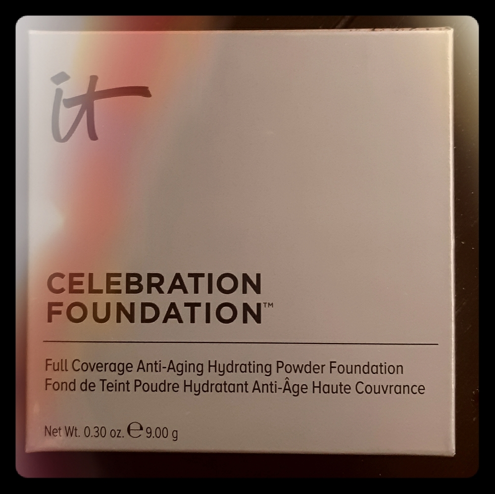 It cosmetics Celebration Foundation